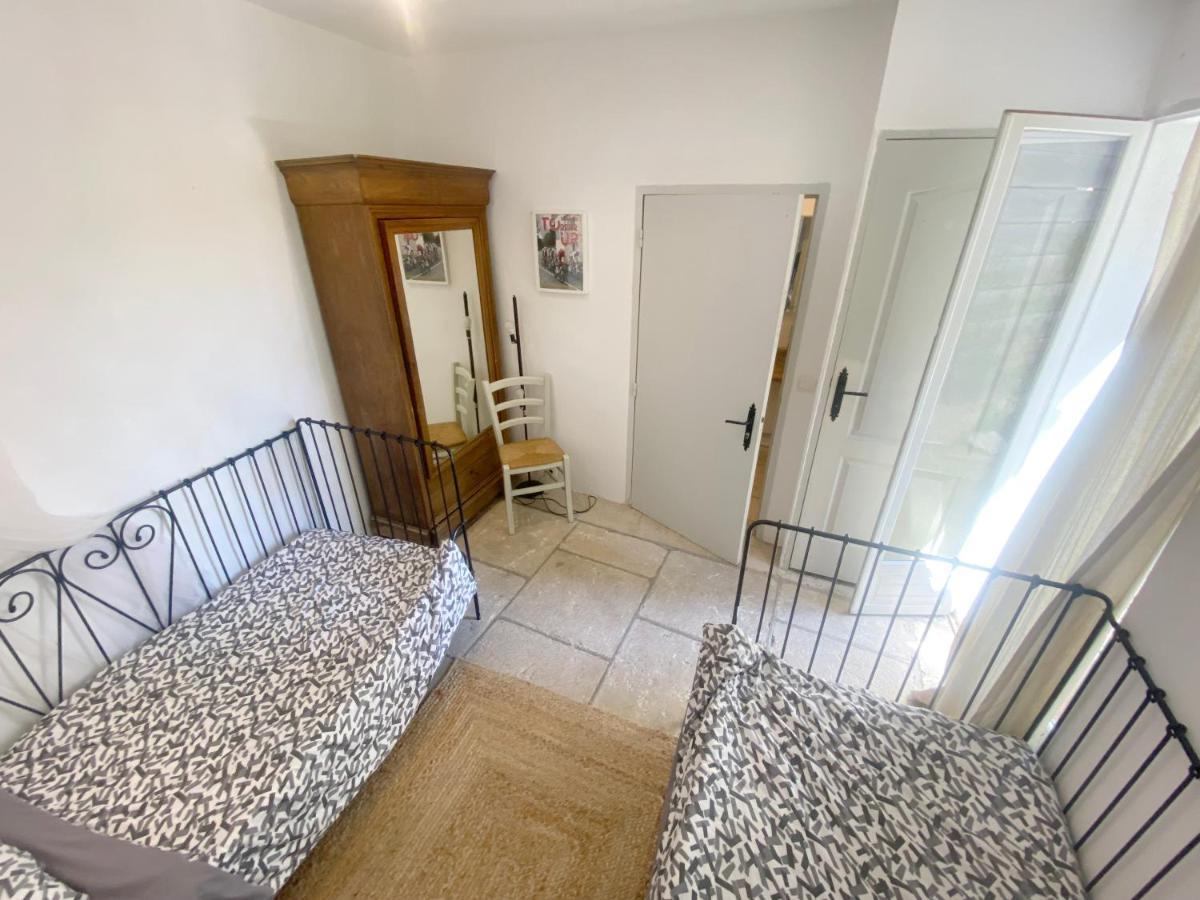 Auberge De La Croix Du Pape Èze Esterno foto