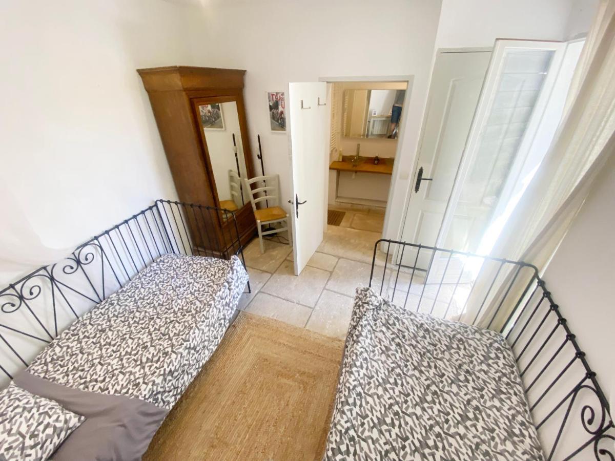 Auberge De La Croix Du Pape Èze Esterno foto