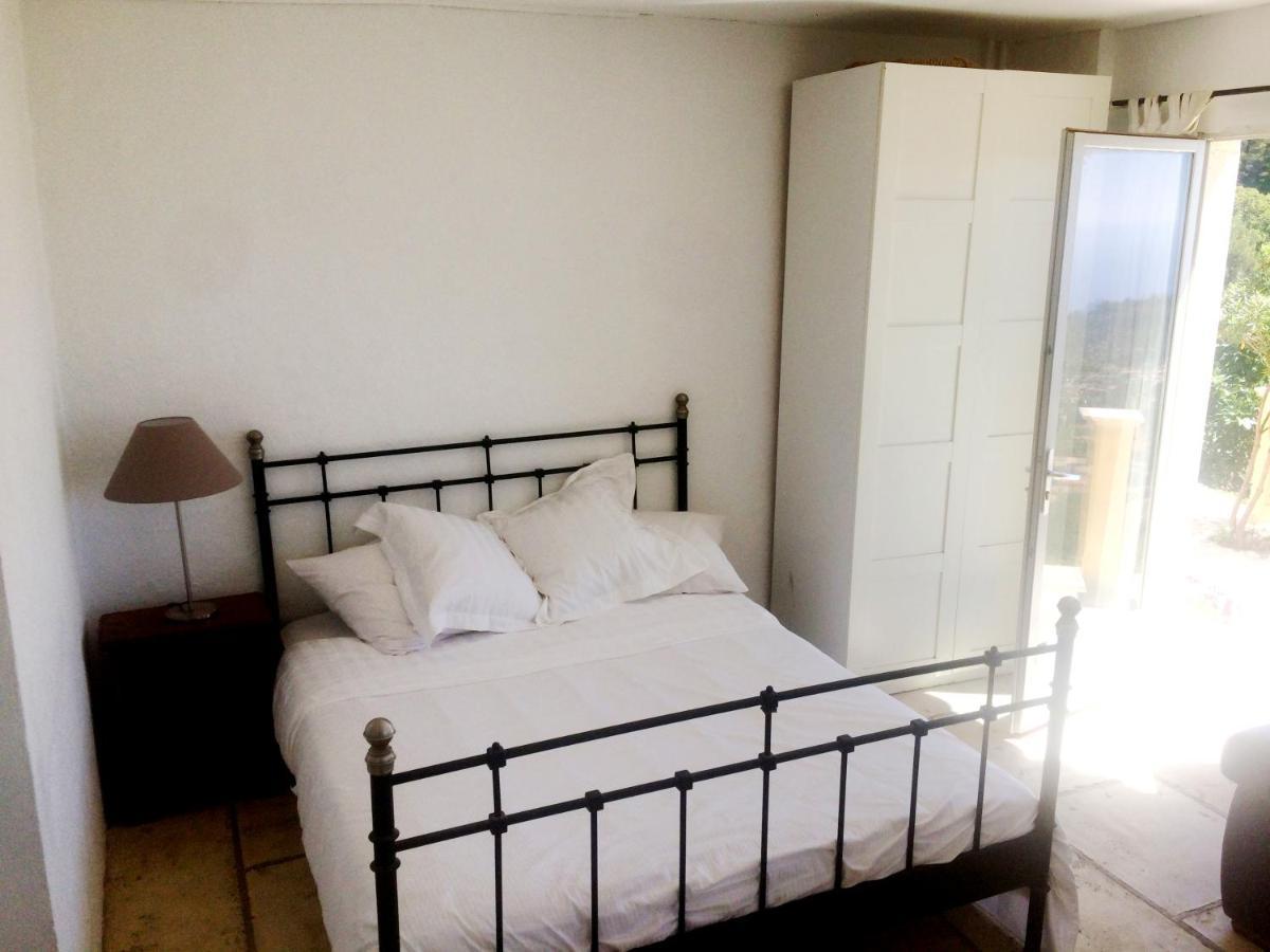 Auberge De La Croix Du Pape Èze Esterno foto