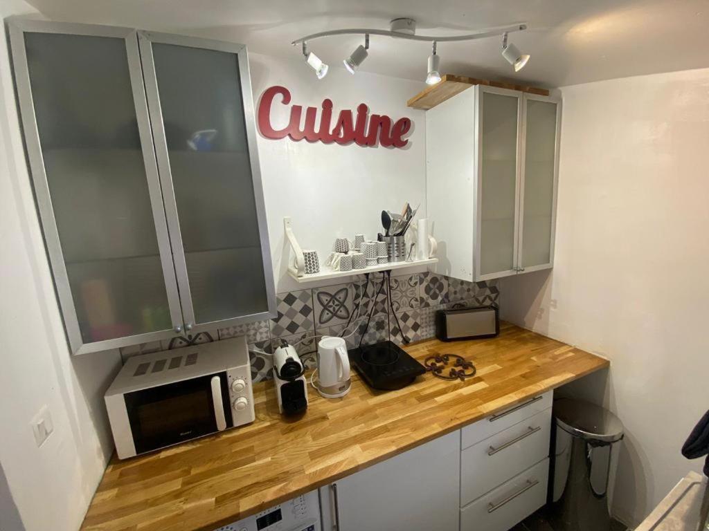 Auberge De La Croix Du Pape Èze Esterno foto